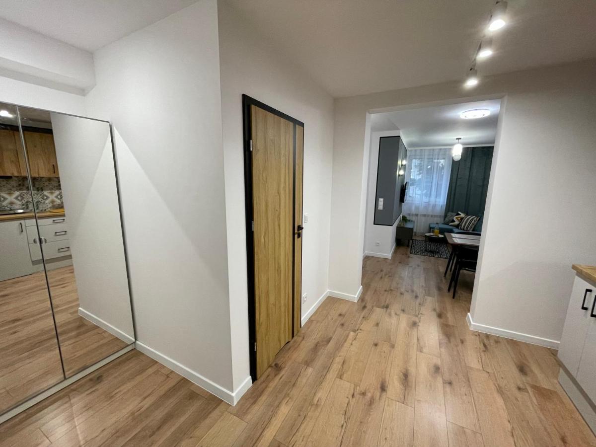 Przestronny Apartament W Centrum Miasta Radom Esterno foto